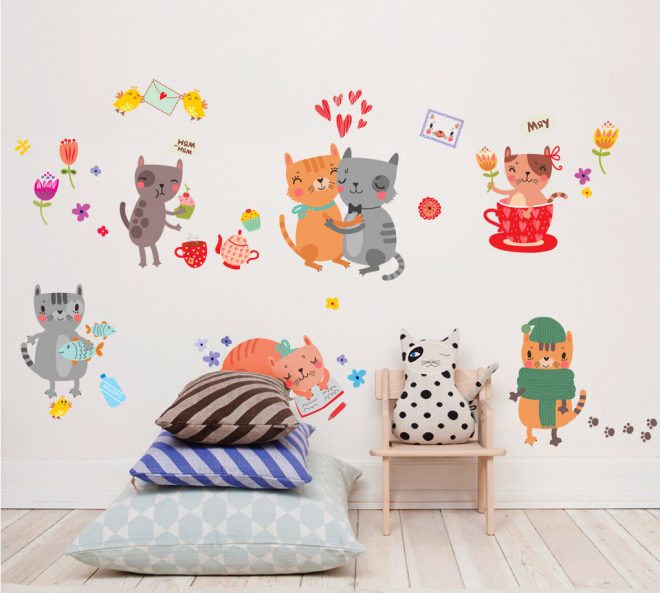 Забавные наклейки «Котики» на стену