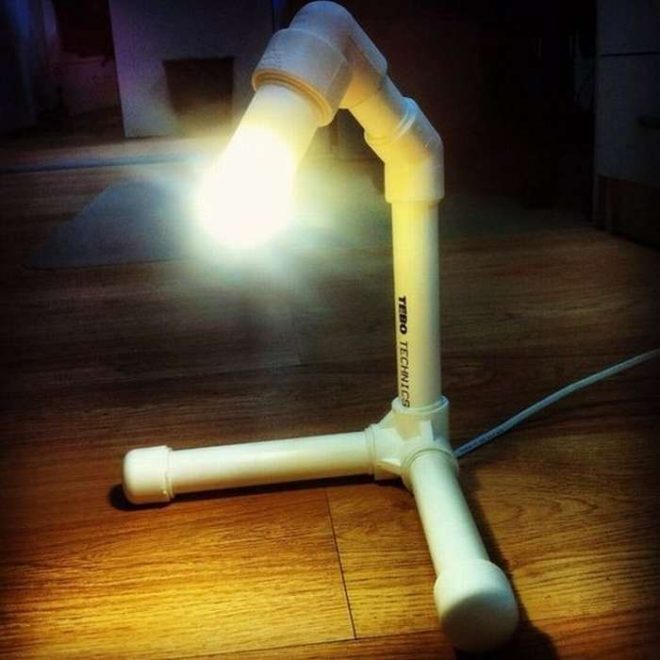 светильник из пластиковых труб своими руками
